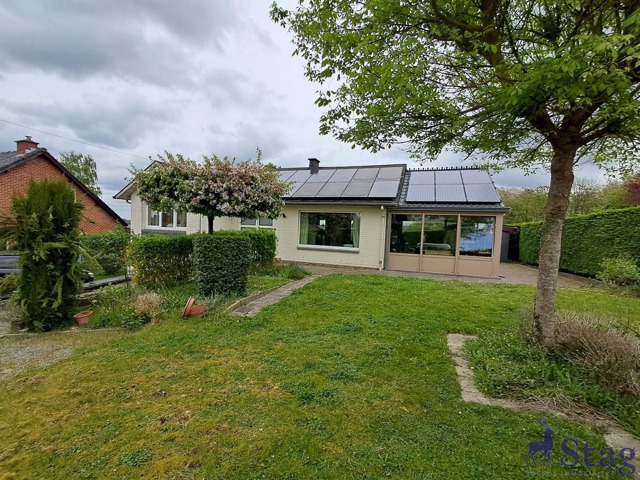Villa de plain-pied 2 chambres avec garage et jardin