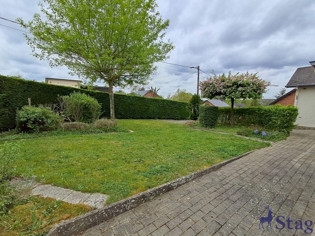 Villa de plain-pied 2 chambres avec garage et jardin
