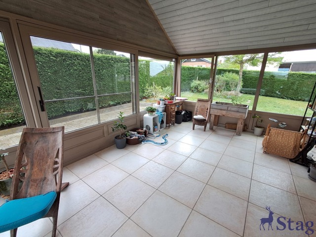 Villa de plain-pied 2 chambres avec garage et jardin