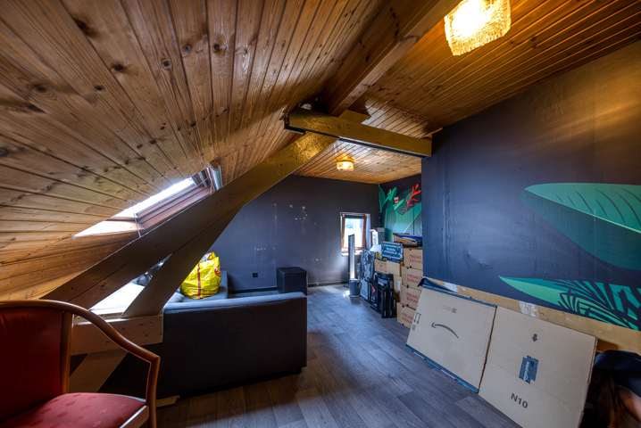 Maison 3 chambres avec garage et caves