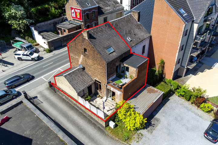 Maison 3 chambres avec garage et caves