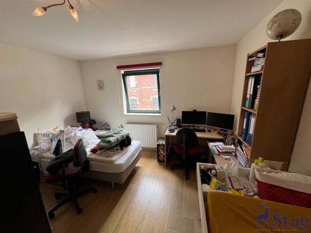 Spacieux appartement 2 chambres, terrasse, parking et cave