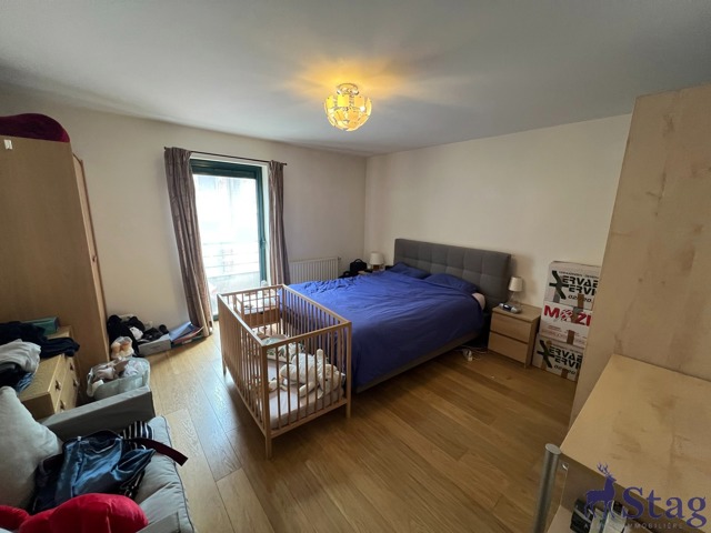 Spacieux appartement 2 chambres, terrasse, parking et cave