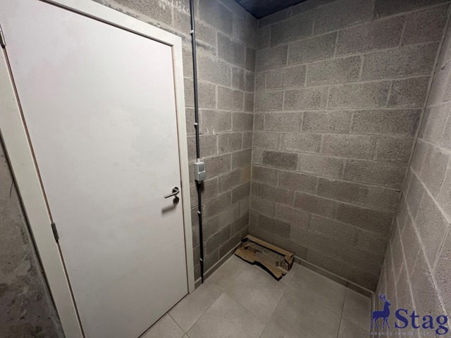 Agréable appartement 2 chambres, terrasse, parking et cave