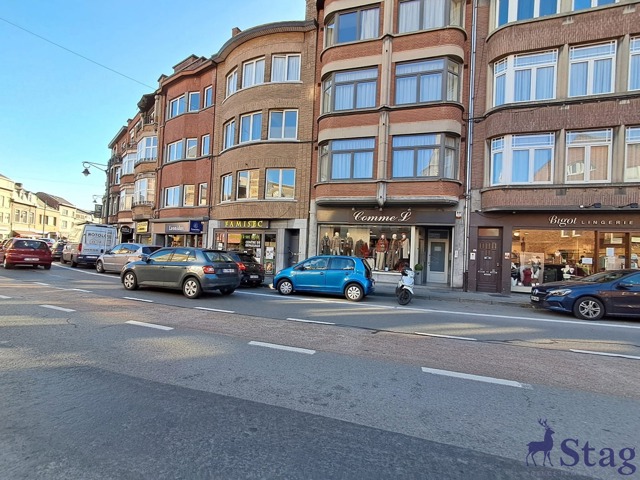 Cession de société, mobilier, équipements prof et stock