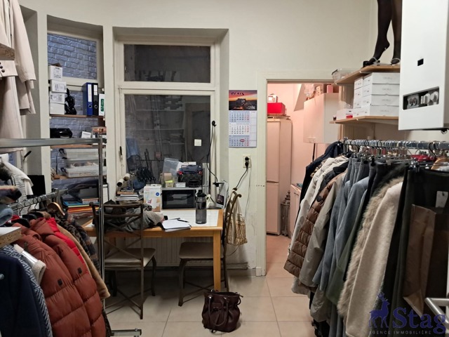 Cession de société, mobilier, équipements prof et stock