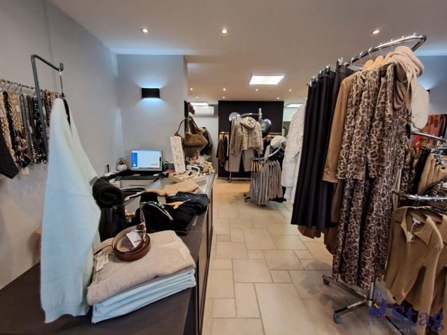 Cession de société, mobilier, équipements prof et stock