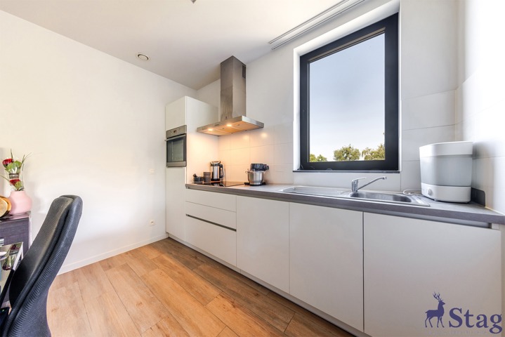 Bel appartement 1 chambre avec terrasse, parking et cave