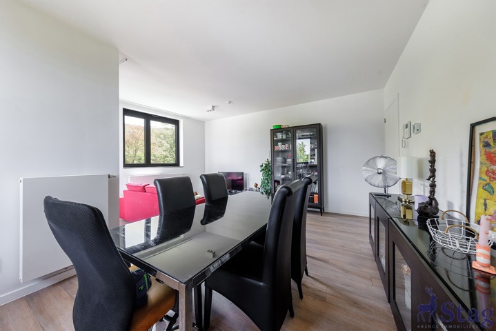 Bel appartement 1 chambre avec terrasse, parking et cave