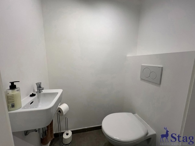 Duplex 3 chambres, bureau, terrasse, box garage et parking