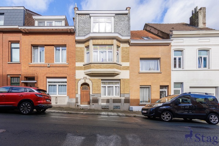 Maison 3 chambres de 159 m² avec caves et jardin