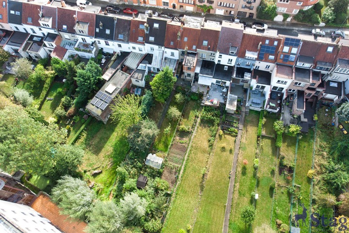 Maison 3 chambres de 159 m² avec caves et jardin