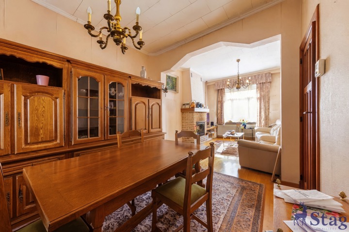 Maison 3 chambres de 159 m² avec caves et jardin