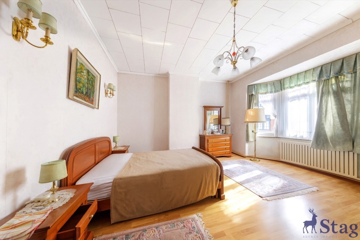 Maison 3 chambres de 159 m² avec caves et jardin