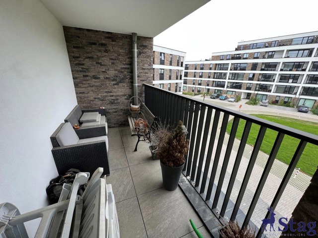 Bel appartement 3 chambres, terrasse, parking et cave