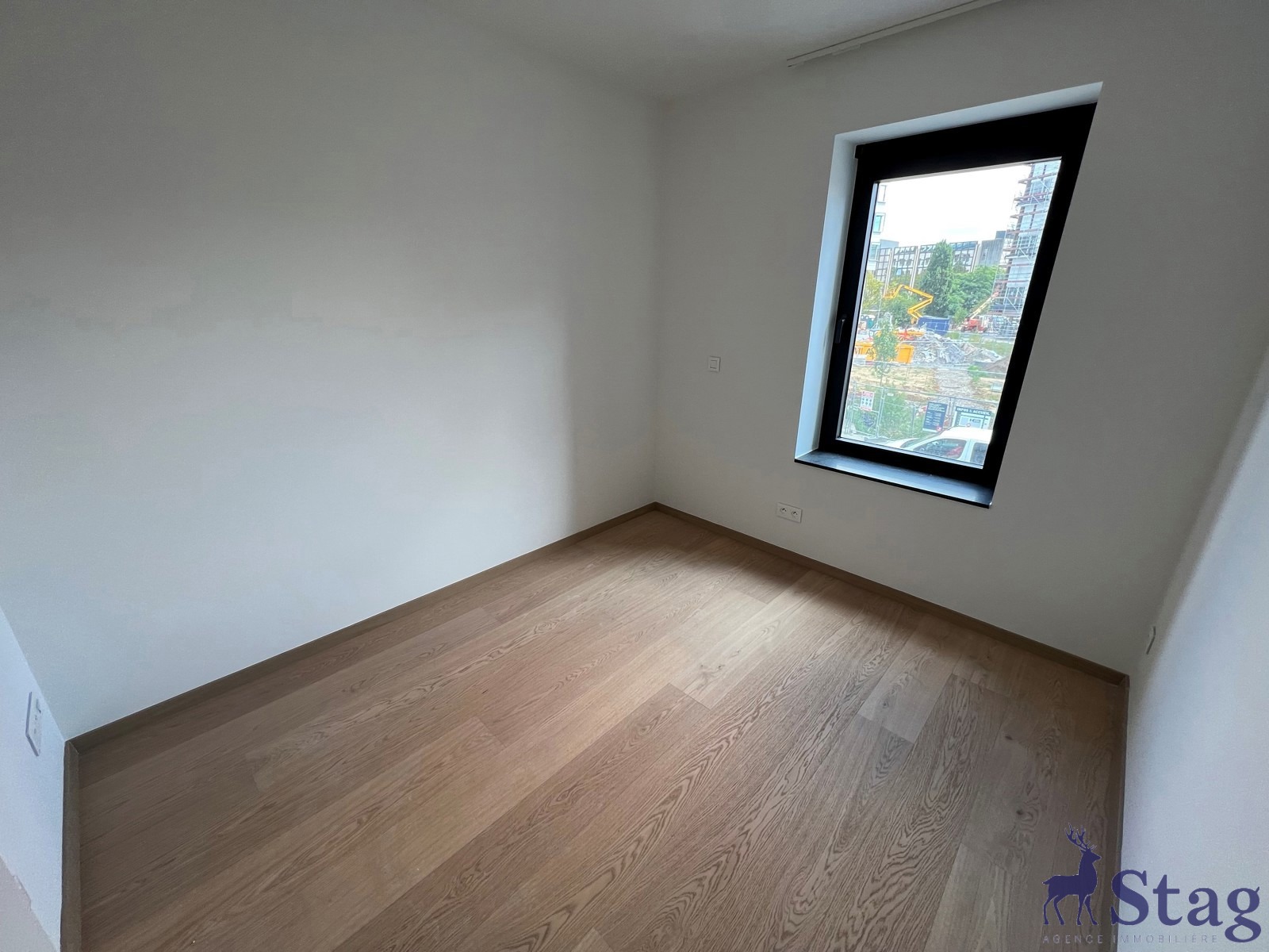 Magnifique appartement 2 chambres, terrasse, parking et cave