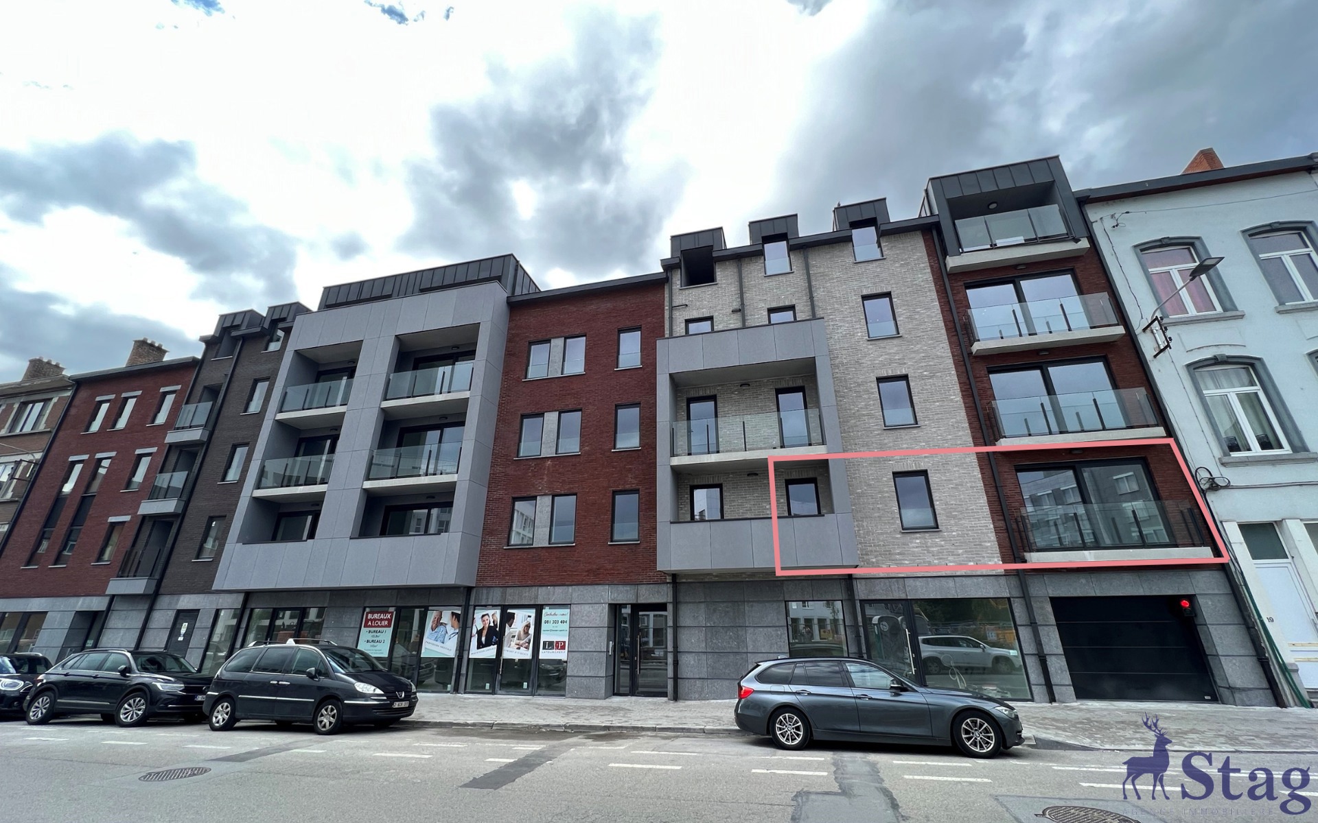 Magnifique appartement 2 chambres, terrasse, parking et cave