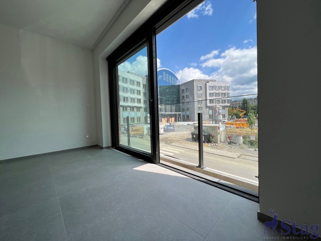 Magnifique appartement 2 chambres, terrasse, parking et cave