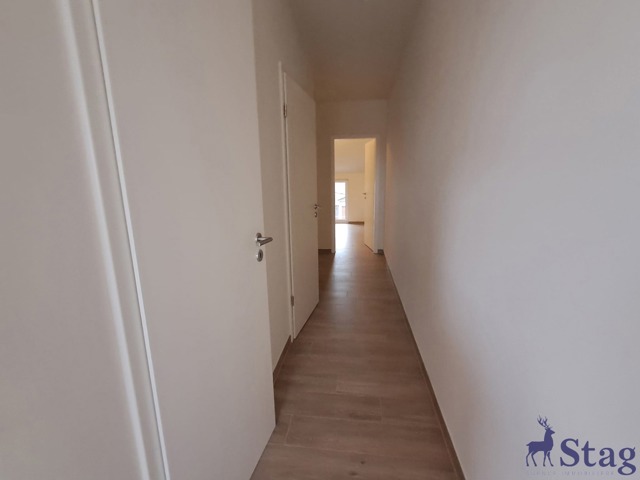 Appartement neuf 2 chambres, terrasse, parking, cave