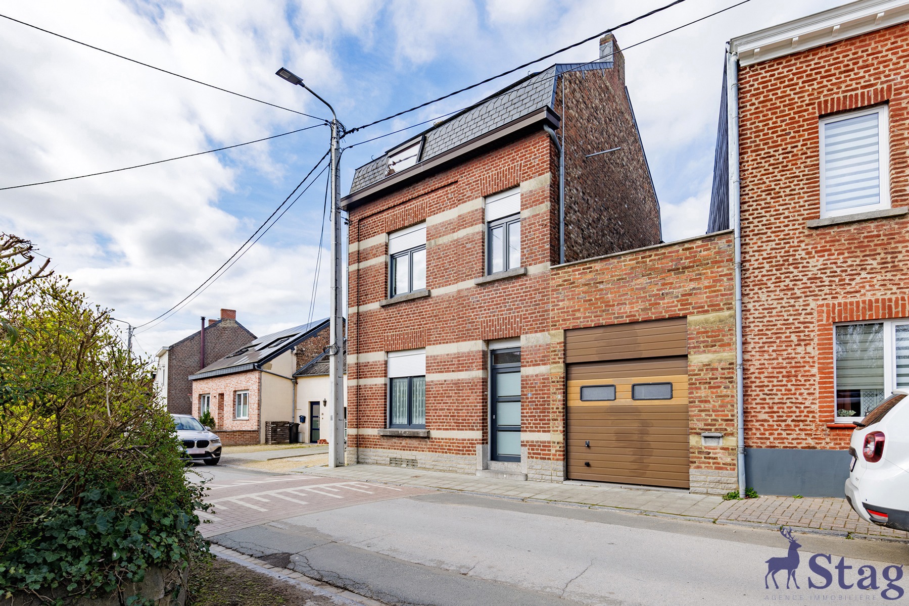 Charmante maison 2 chambres avec jardin dans une rue calme