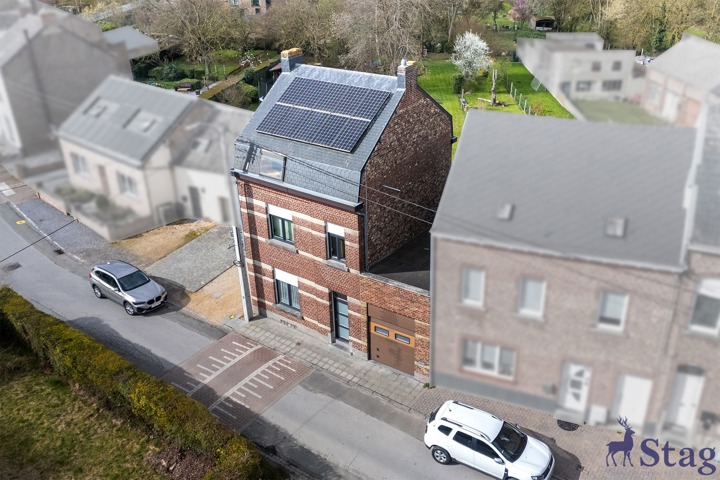 Charmante maison 2 chambres avec jardin dans une rue calme