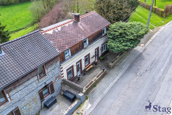 Opportunité rare à Vedrin, maison 3 façades sur 80 ares
