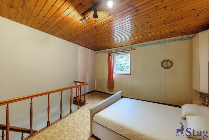 Opportunité rare à Vedrin, maison 3 façades sur 80 ares