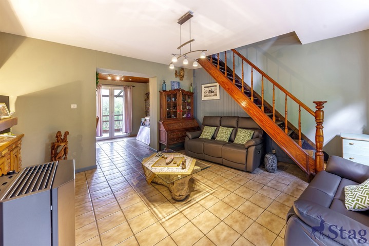 Opportunité rare à Vedrin, maison 3 façades sur 80 ares