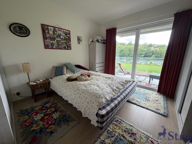 Appartement 2 chambres vue Meuse, jardin, terrasse, parking