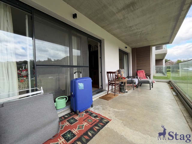 Appartement 2 chambres vue Meuse, jardin, terrasse, parking