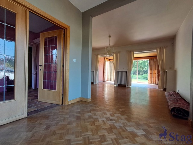 Villa 5 chambres avec garage et jardin
