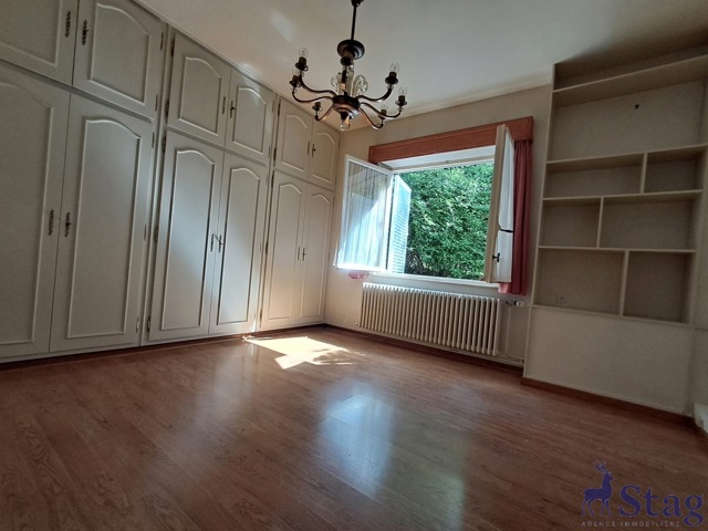Villa 5 chambres avec garage et jardin