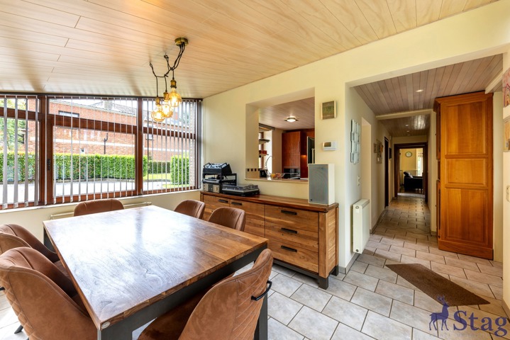Villa 3 ch.,2 sdb, chambre au rez-de-chaussée et dépendances