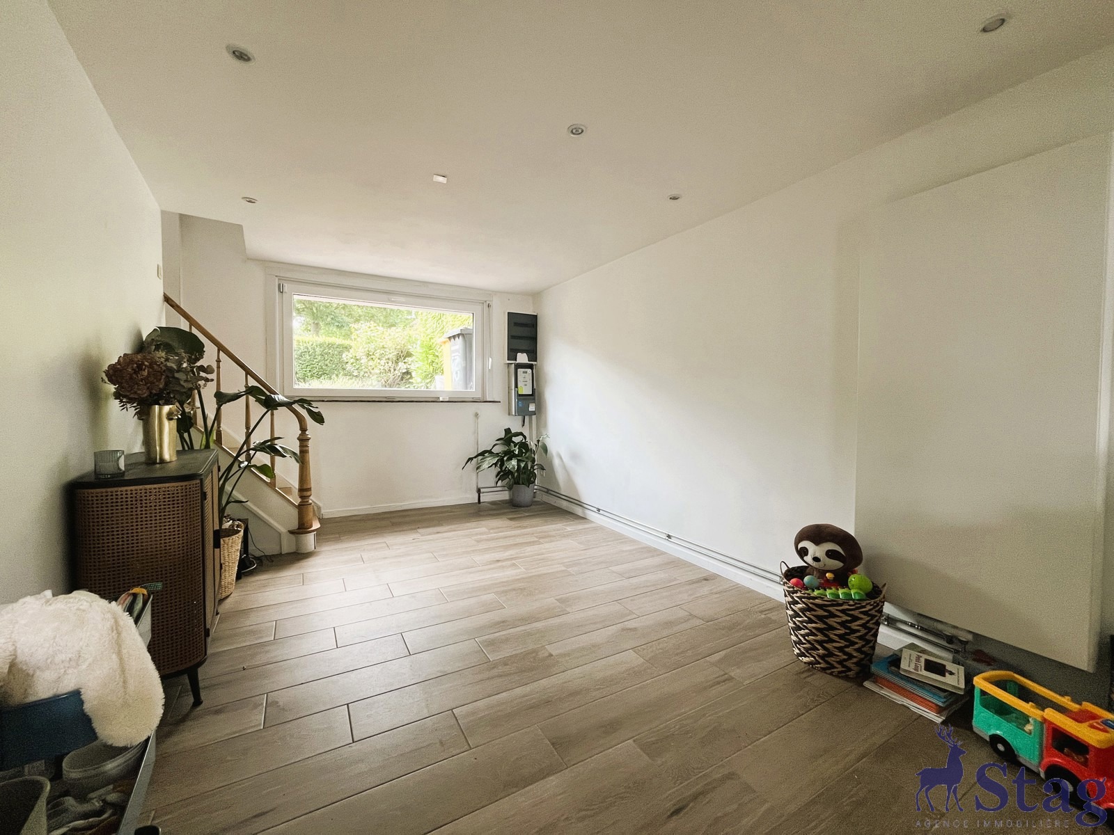 Maison avec terrasse et jardin