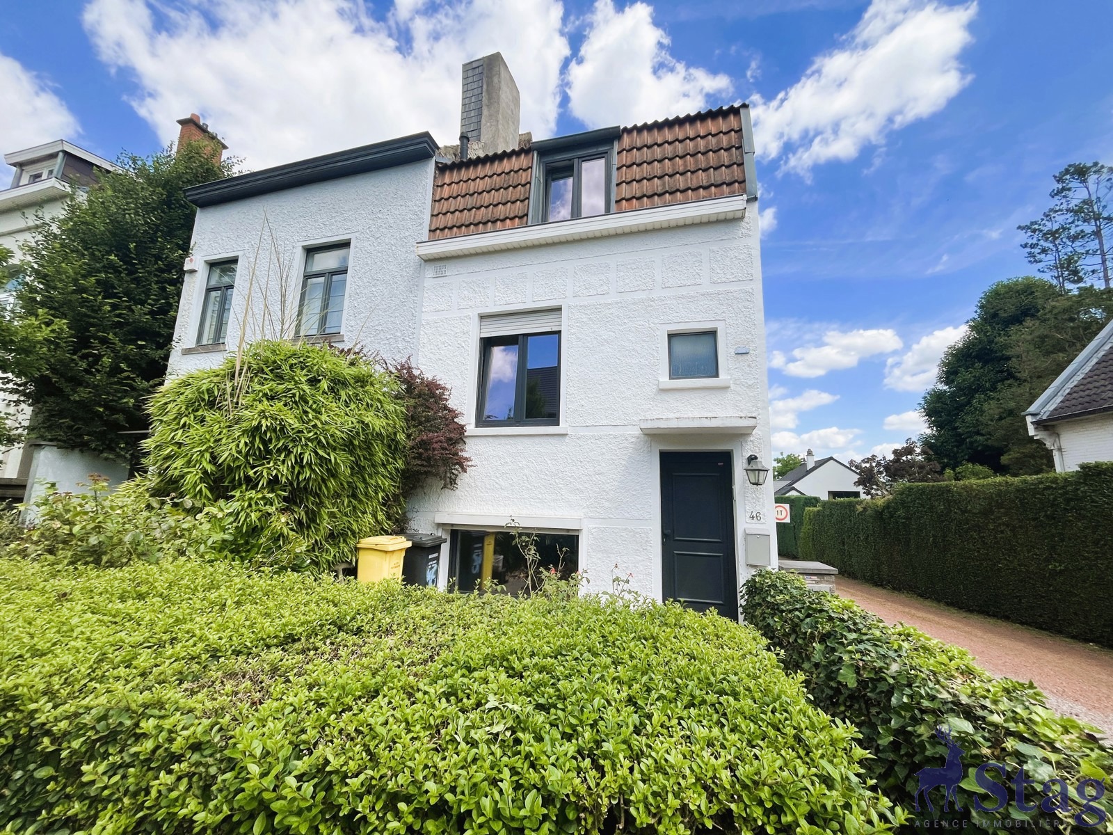 Maison avec terrasse et jardin