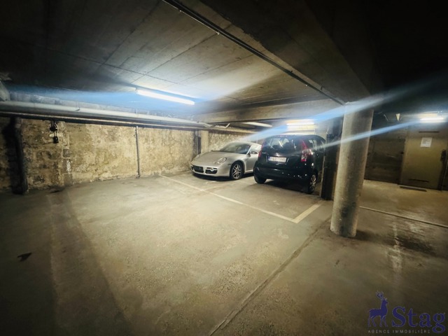 Place de parking sécurisée