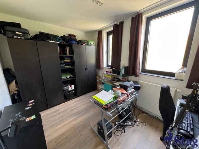 Spacieux appartement 2 chambres terrasse, parking et cave
