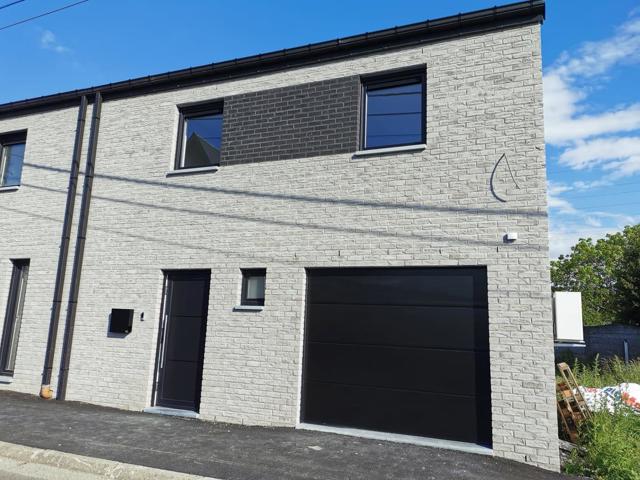 Villa jumelée - À louer - 5060 Moignelée 