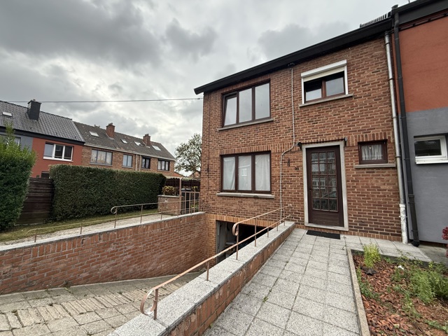 Maison - À louer - 5060 Tamines