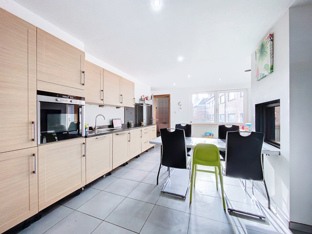 Immeuble à appartements sous-option à Couvin