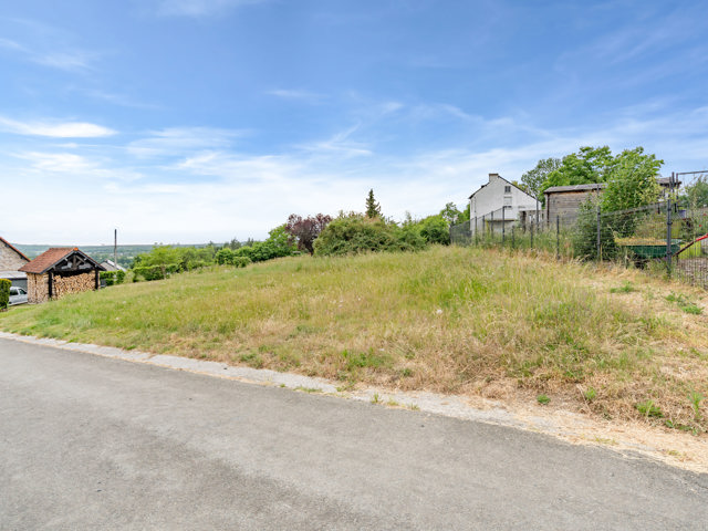 Terrain sous-option à Hastière