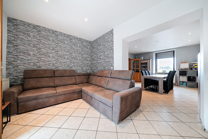 Maison sous-option à Beuzet