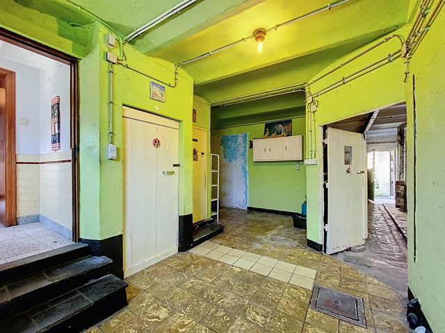 Maison sous-option à Saint-Hubert