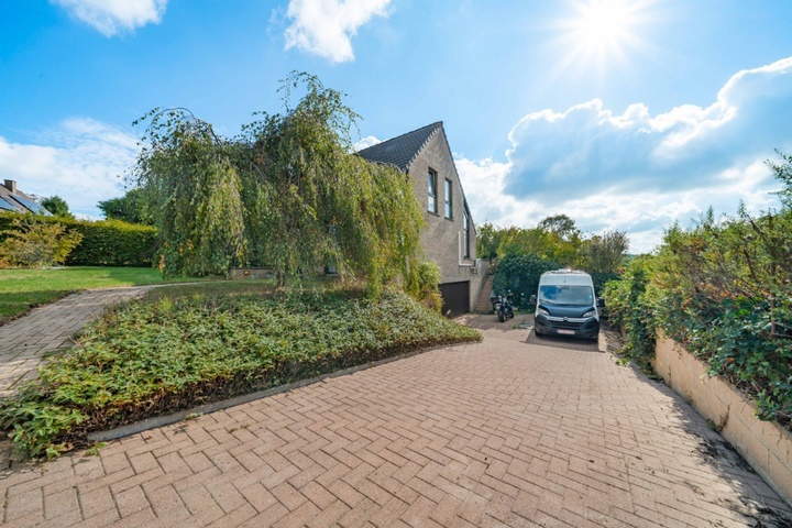 Maison sous-option à Beauvechain