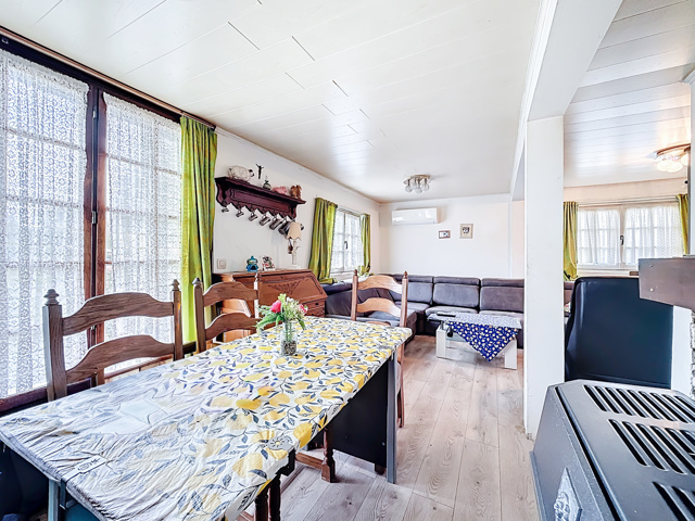 Chalet sous-option à Somme-Leuze