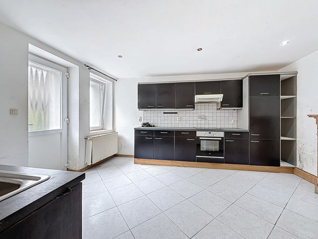 Maison sous-option à Yvoir