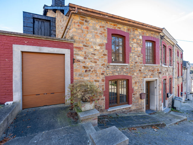 Maison à vendre à Saint-Hubert
