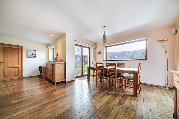 Villa à vendre à Dave