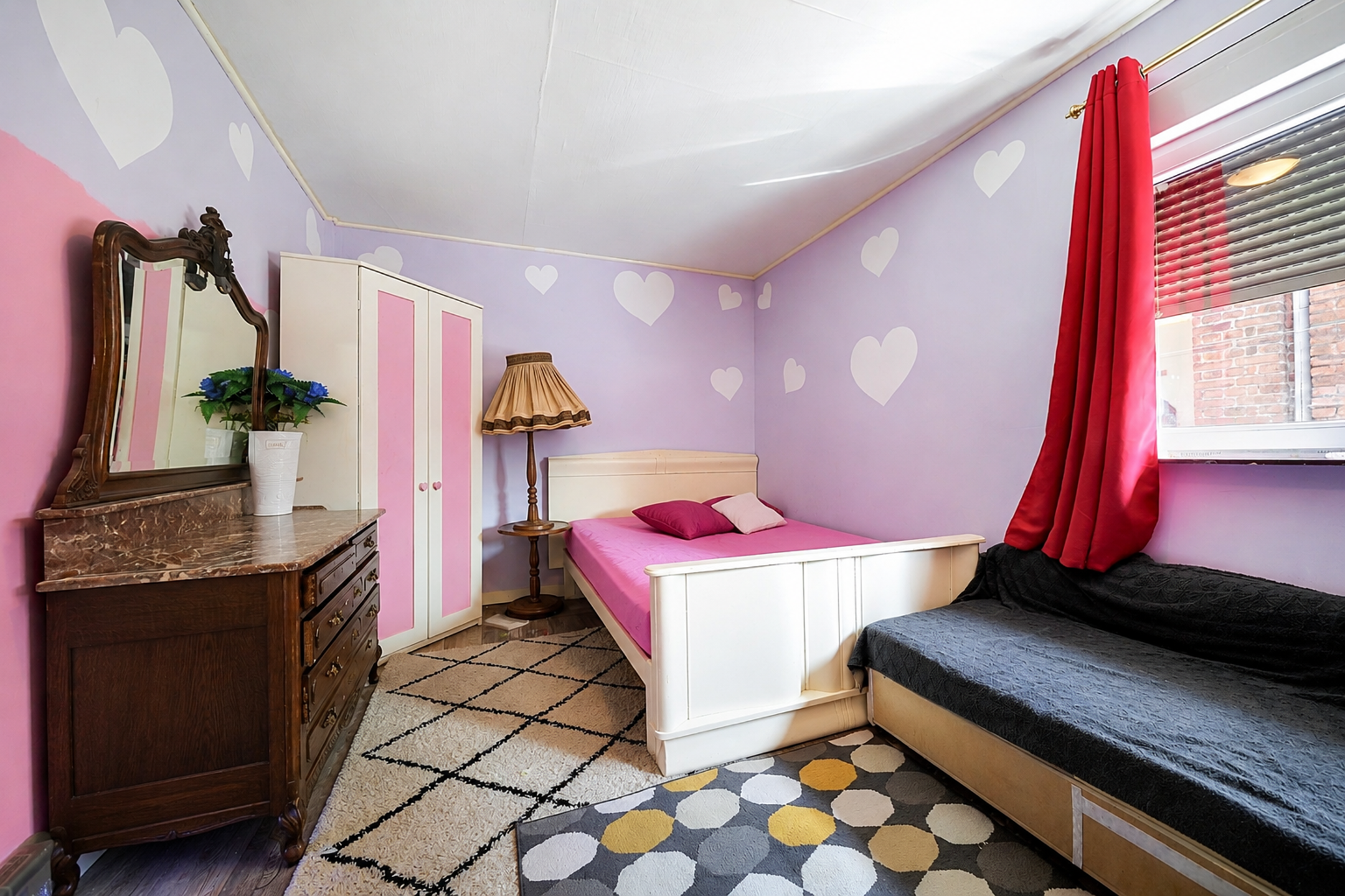 Photo maison Deux maisons de maître possédant 11 chambres à Herstal 