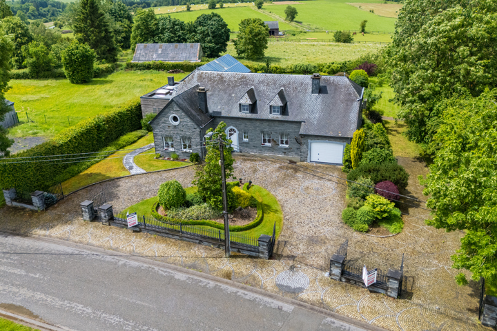 Bien exceptionnel à vendre à Patignies